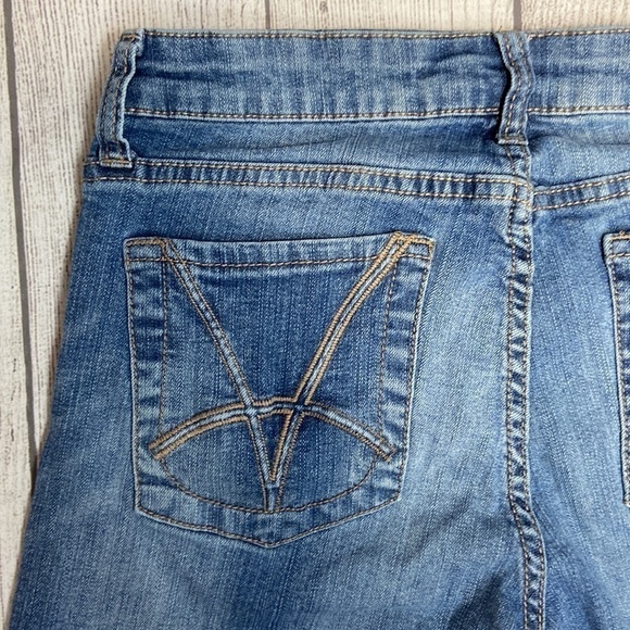 Kut from the Kloth Mid Rise Denim Bermuda Shorts - Picture 3 of 16